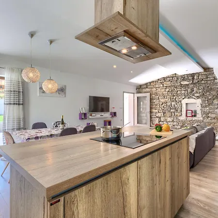 Nina By Interhome Barban