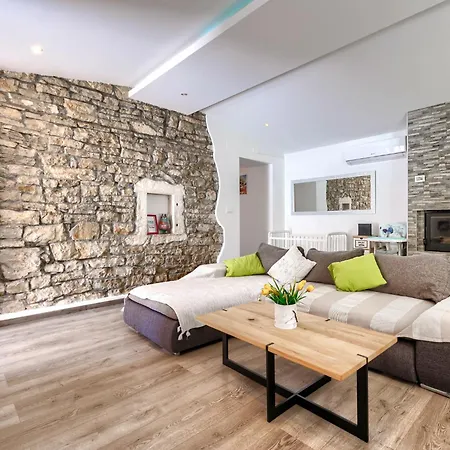 Holiday home Nina By Interhome *