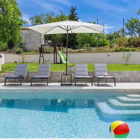 Nina By Interhome Casa vacanze Barban